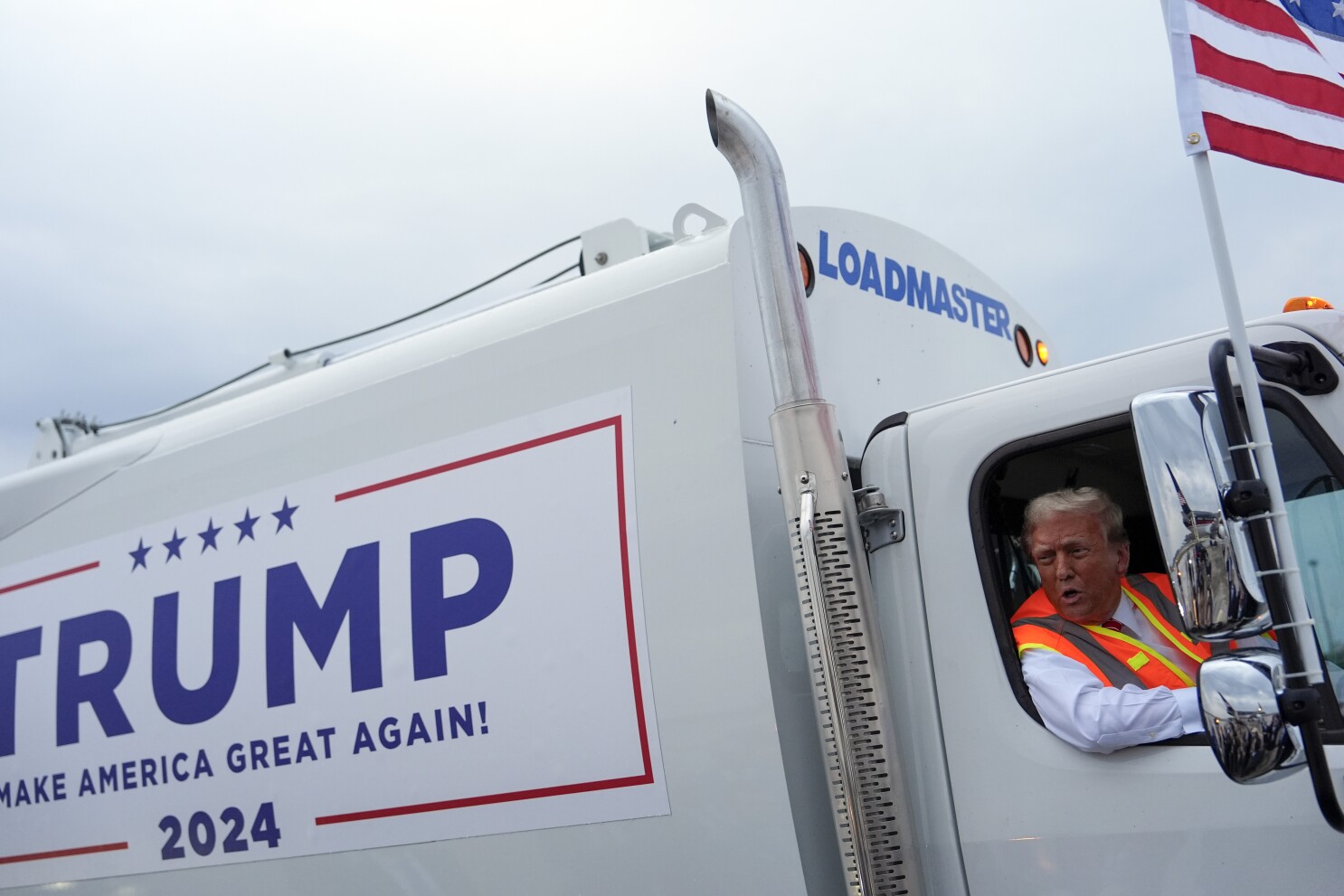 Big ride on garbage truck online